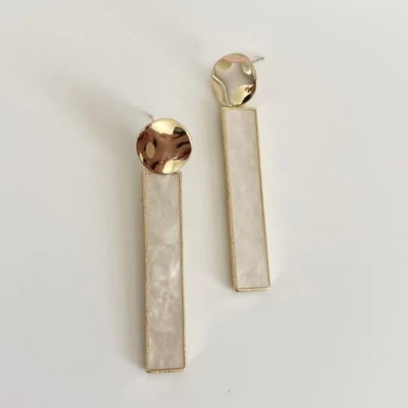 Pink Palms Resort Jewelry - Ximena Earrings